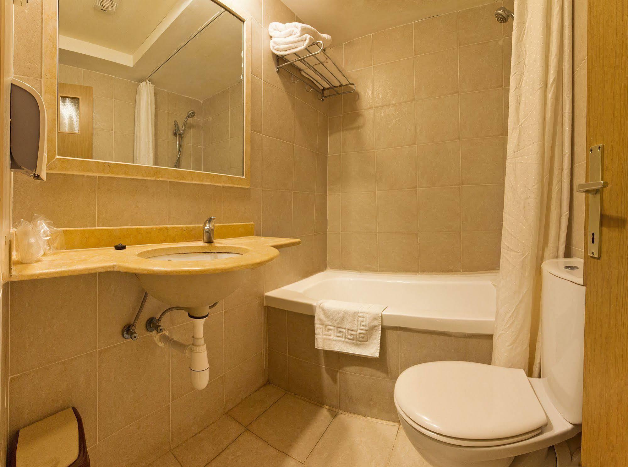 Shoresh Green Hills Family Suites Hotel Bagian luar foto